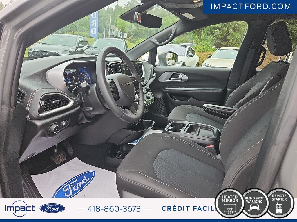 Chrysler Pacifica Touring 2022 à Rivière-du-Loup, Québec - 10 - w1024h768px