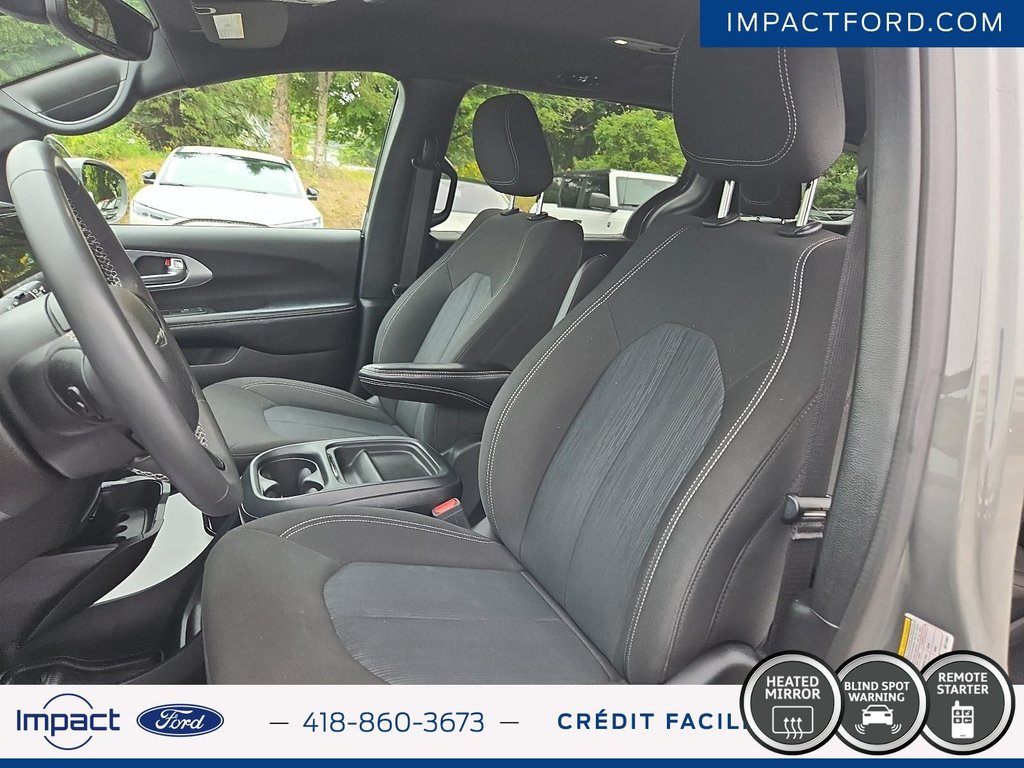 Chrysler Pacifica Touring 2022 à Rivière-du-Loup, Québec - 11 - w1024h768px