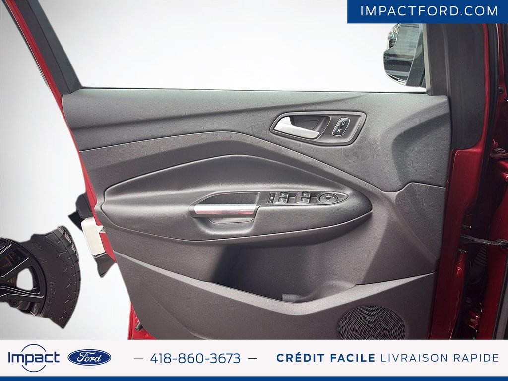Ford Escape SE 2017 à Rivière-du-Loup, Québec - 11 - w1024h768px