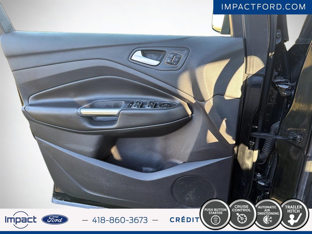 2018 Ford Escape Titanium in Rivière-du-Loup, Quebec - 11 - w1024h768px