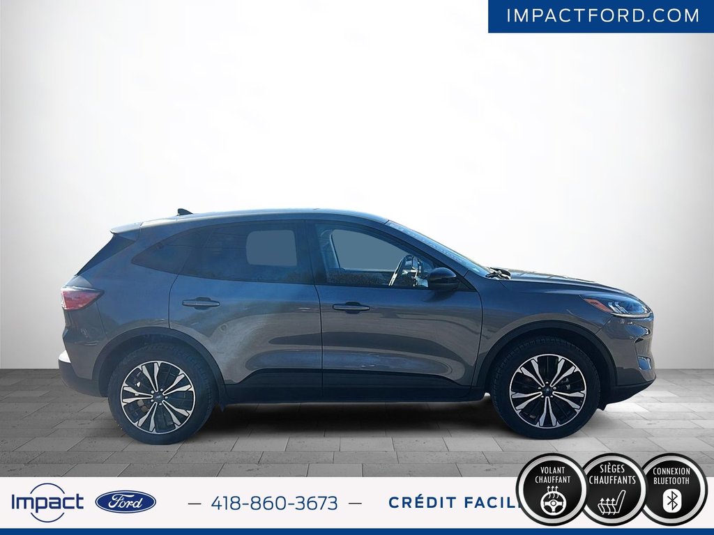 Ford Escape SE Hybrid 2022 à Rivière-du-Loup, Québec - 4 - w1024h768px