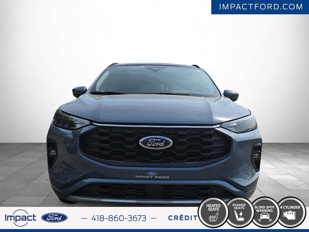 Ford Escape ST-Line Select 2023 à Rivière-du-Loup, Québec - 2 - w1024h768px