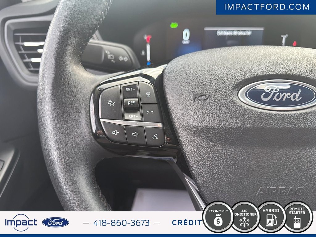Ford Escape PHEV 2023 à Rivière-du-Loup, Québec - 16 - w1024h768px