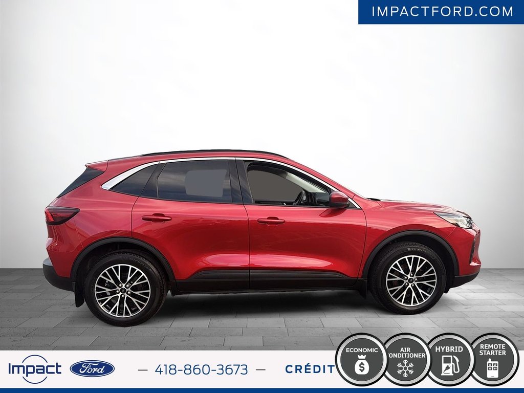 Ford Escape PHEV 2023 à Rivière-du-Loup, Québec - 4 - w1024h768px