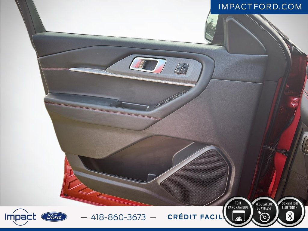 2025 Ford Explorer ST-Line in Rivière-du-Loup, Quebec - 10 - w1024h768px