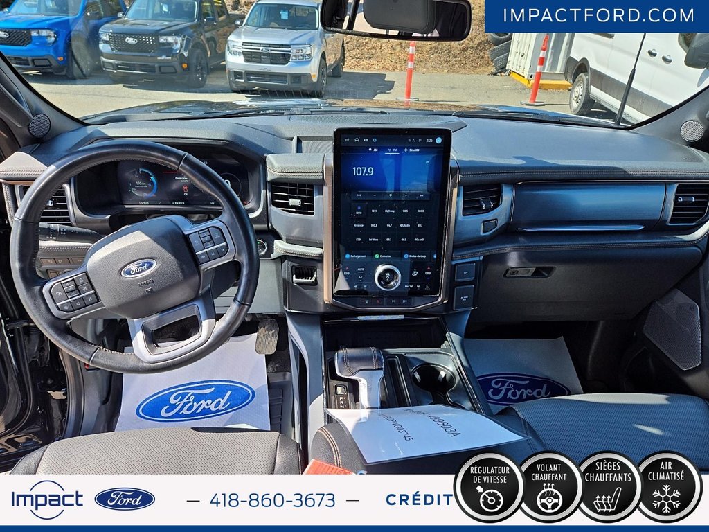 Ford F-150 Lightning LARIAT 2023 à Rivière-du-Loup, Québec - 10 - w1024h768px