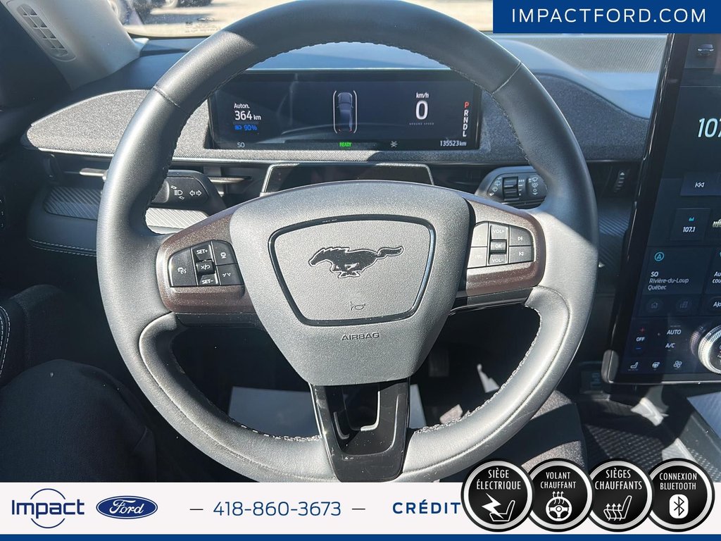 2022 Ford Mustang Mach-E Premium in Rivière-du-Loup, Quebec - 13 - w1024h768px