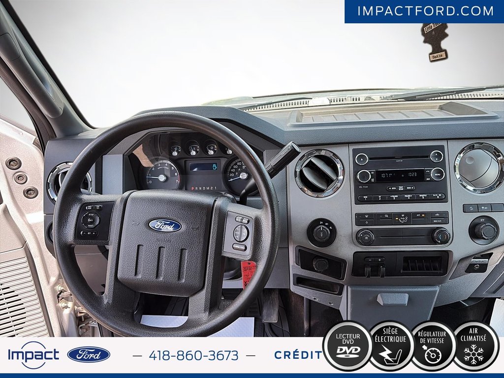 Ford Super Duty F-250 SRW XLT 2016 à Rivière-du-Loup, Québec - 10 - w1024h768px