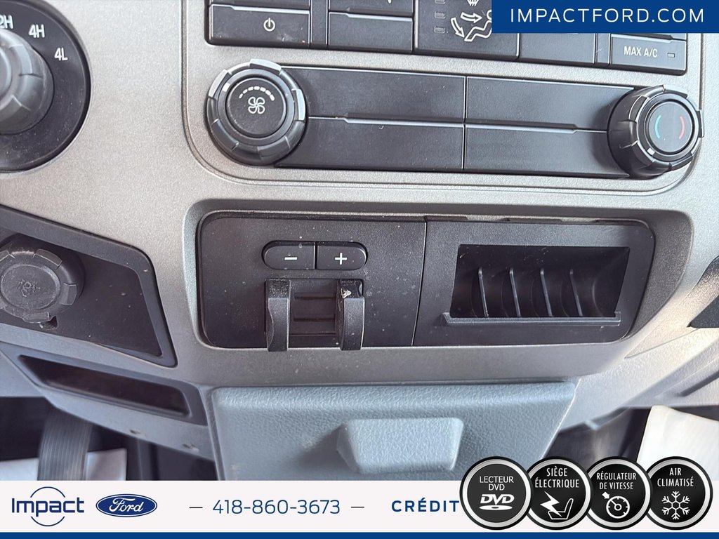 Ford Super Duty F-250 SRW XLT 2016 à Rivière-du-Loup, Québec - 19 - w1024h768px