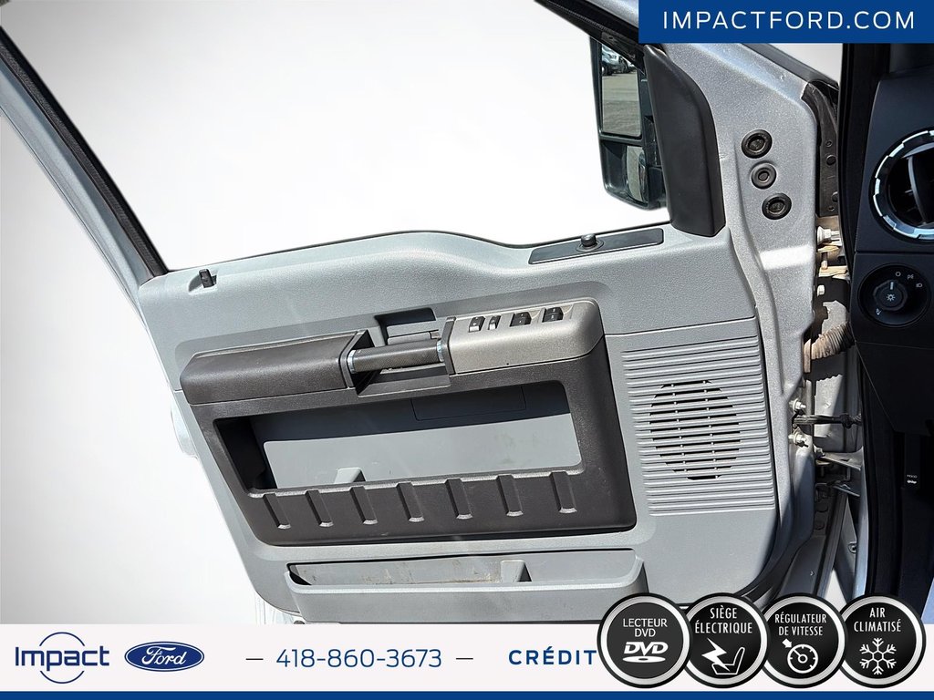 Ford Super Duty F-250 SRW XLT 2016 à Rivière-du-Loup, Québec - 11 - w1024h768px
