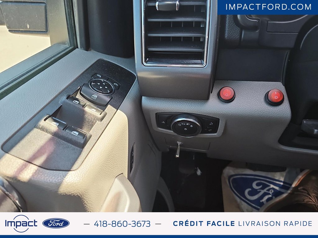 2019 Ford Super Duty F-250 SRW XLT DIESEL in Rivière-du-Loup, Quebec - 15 - w1024h768px