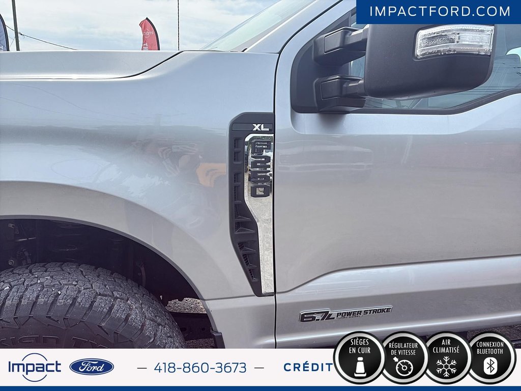 Ford Super Duty F-250 SRW XL 2024 à Rivière-du-Loup, Québec - 8 - w1024h768px