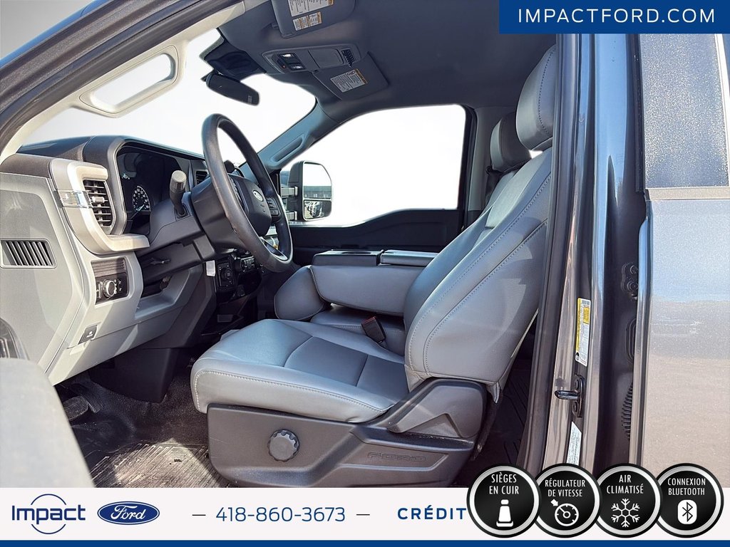 Ford Super Duty F-450 DRW XL 2026 à Rivière-du-Loup, Québec - 9 - w1024h768px