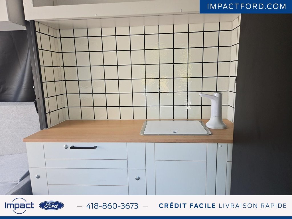 Ford Transit Cargo Van VANLIFE 2022 à Rivière-du-Loup, Québec - 8 - w1024h768px