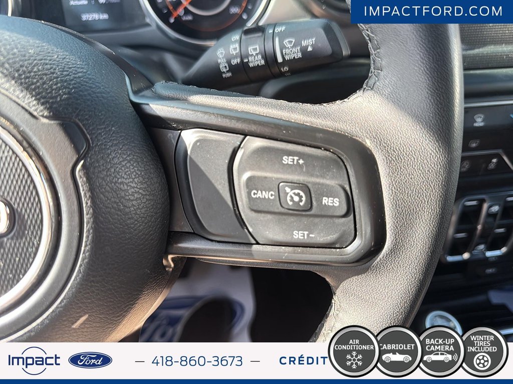 Jeep Wrangler Willys 2023 à Rivière-du-Loup, Québec - 17 - w1024h768px