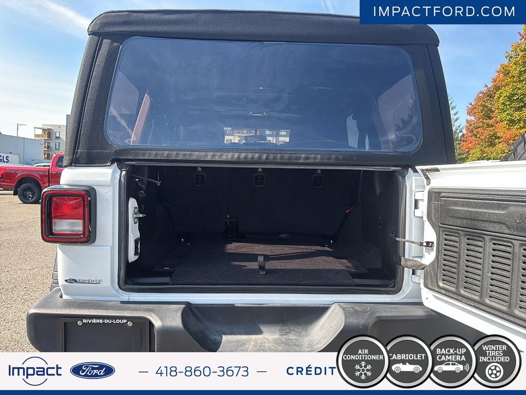 Jeep Wrangler Willys 2023 à Rivière-du-Loup, Québec - 10 - w1024h768px