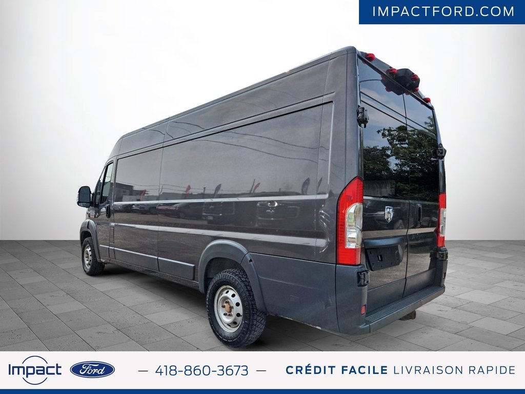 2017 Ram ProMaster Cargo Van in Rivière-du-Loup, Quebec - 7 - w1024h768px