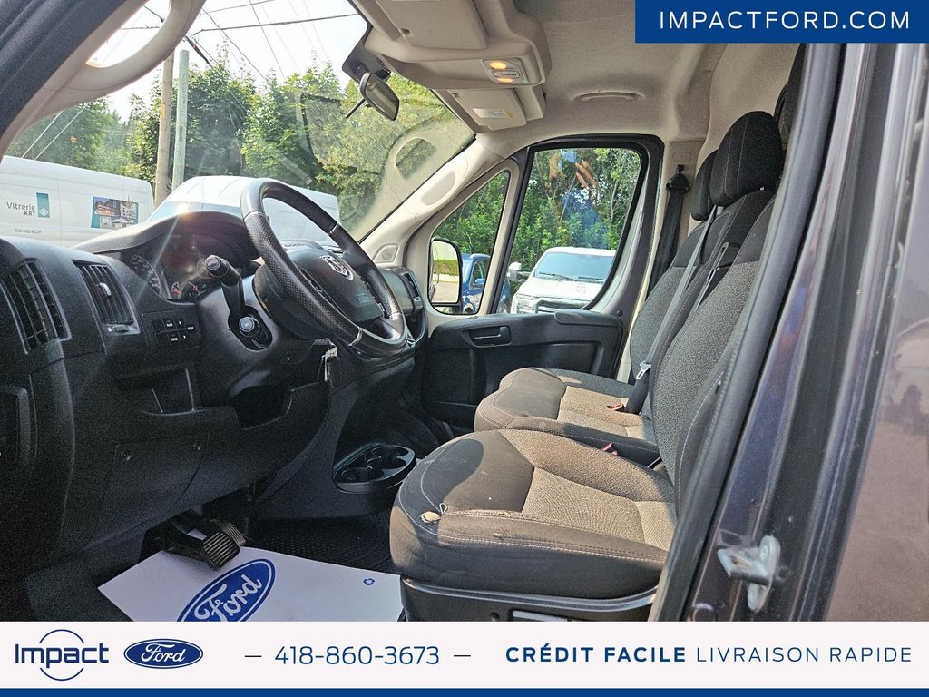 2017 Ram ProMaster Cargo Van in Rivière-du-Loup, Quebec - 11 - w1024h768px