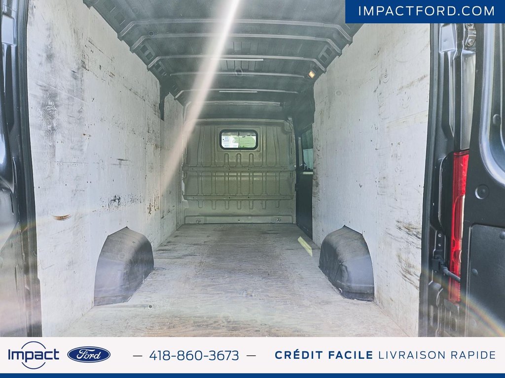 2017 Ram ProMaster Cargo Van in Rivière-du-Loup, Quebec - 10 - w1024h768px