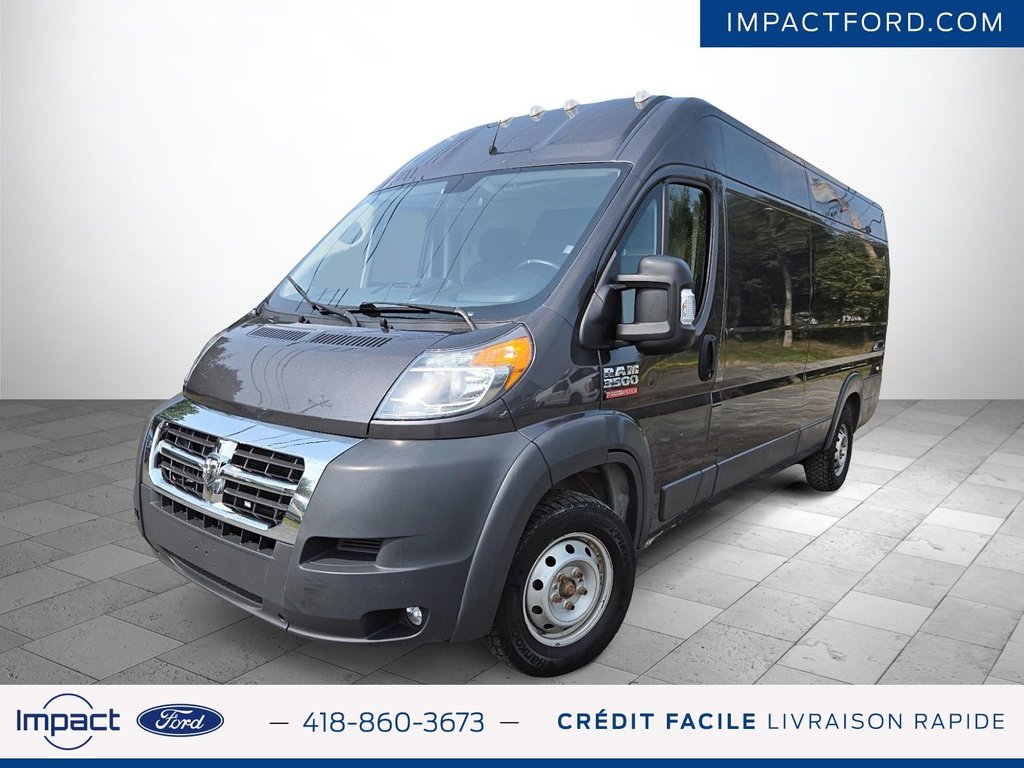 2017 Ram ProMaster Cargo Van in Rivière-du-Loup, Quebec - 9 - w1024h768px