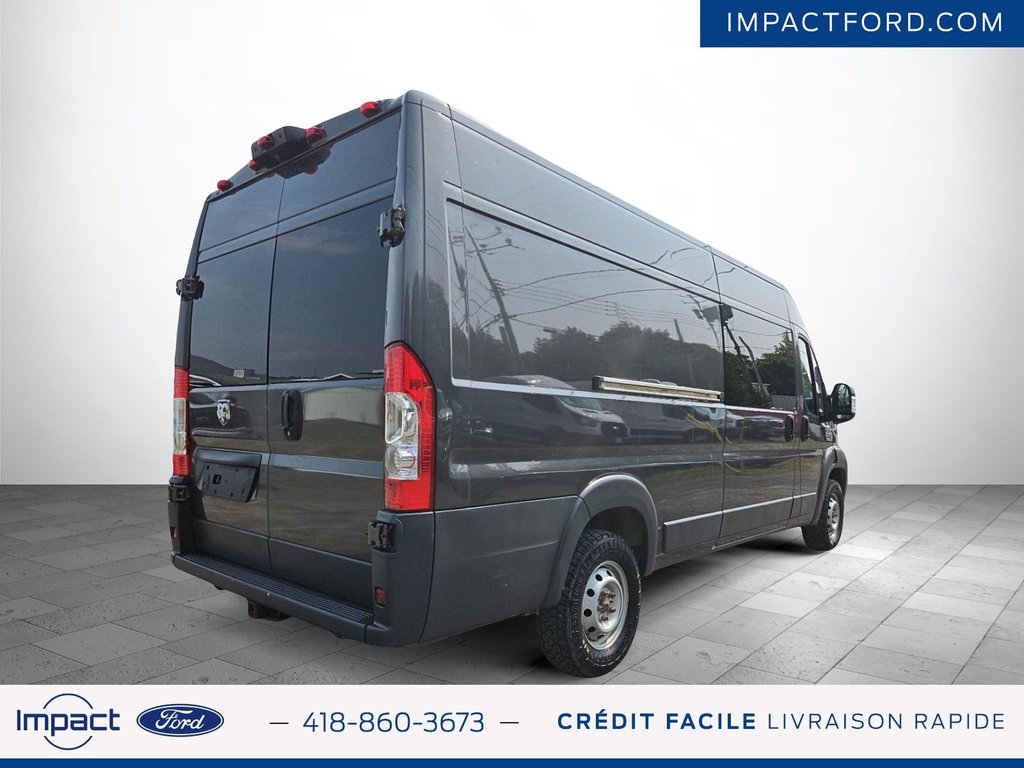 2017 Ram ProMaster Cargo Van in Rivière-du-Loup, Quebec - 5 - w1024h768px