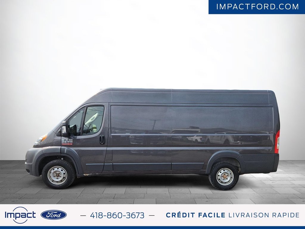 2017 Ram ProMaster Cargo Van in Rivière-du-Loup, Quebec - 8 - w1024h768px