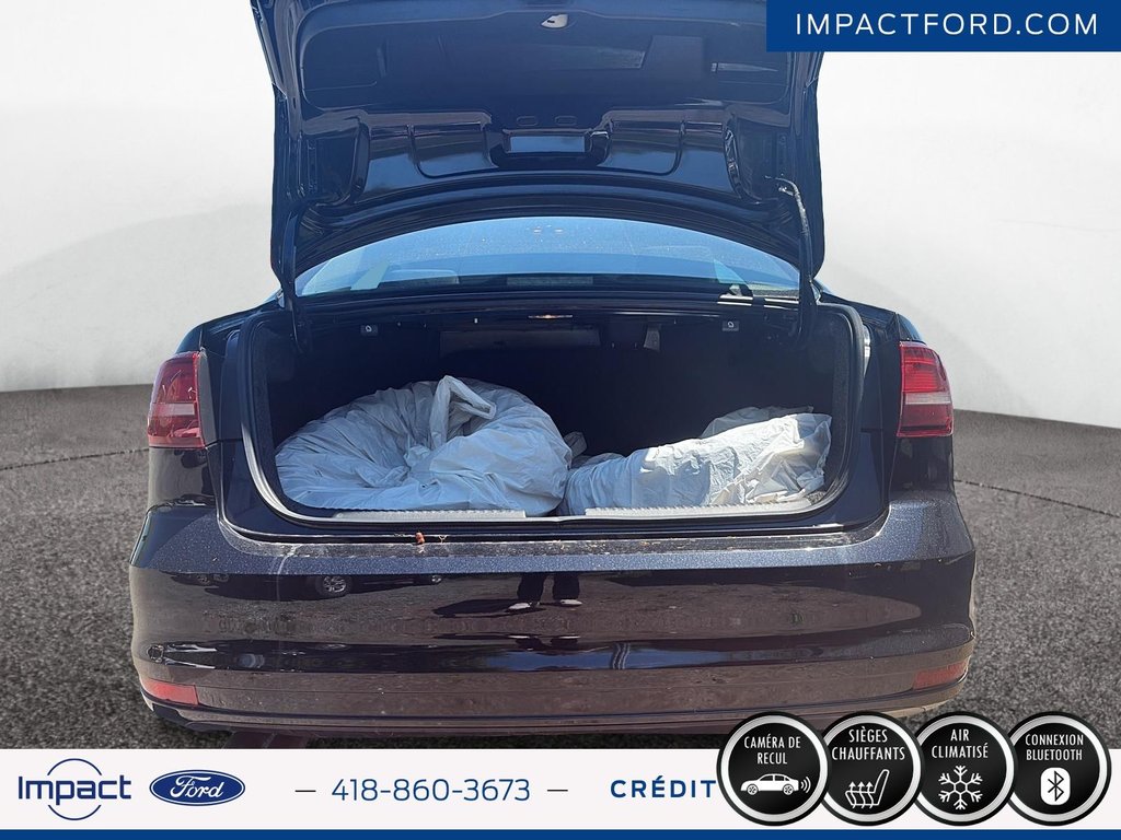 2017 Volkswagen Jetta Sedan Trendline+ in Rivière-du-Loup, Quebec - 6 - w1024h768px
