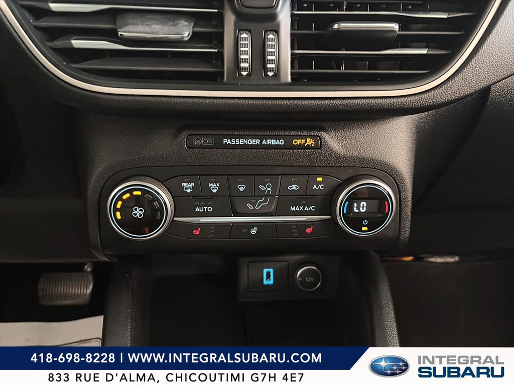 2020 Ford Escape in Baie-Comeau, Quebec - 16 - w1024h768px