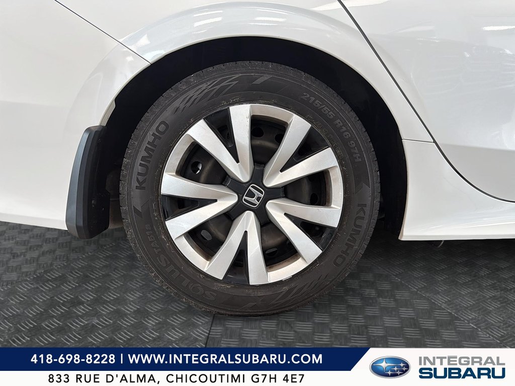 2022 Honda Civic Sedan in Jonquière, Quebec - 8 - w1024h768px