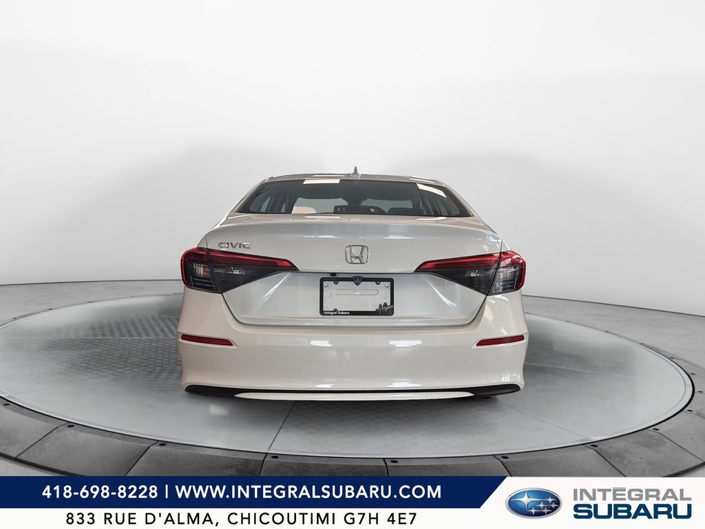 2022 Honda Civic Sedan in Jonquière, Quebec - 4 - w1024h768px