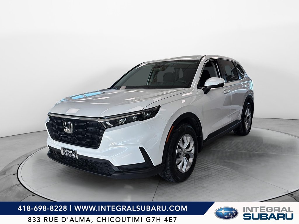 2023 Honda CR-V LX in Chicoutimi, Quebec - 1 - w1024h768px