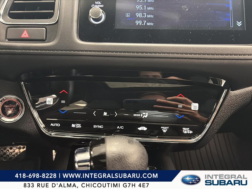 2020 Honda HR-V Sport in Chicoutimi, Quebec - 16 - w1024h768px