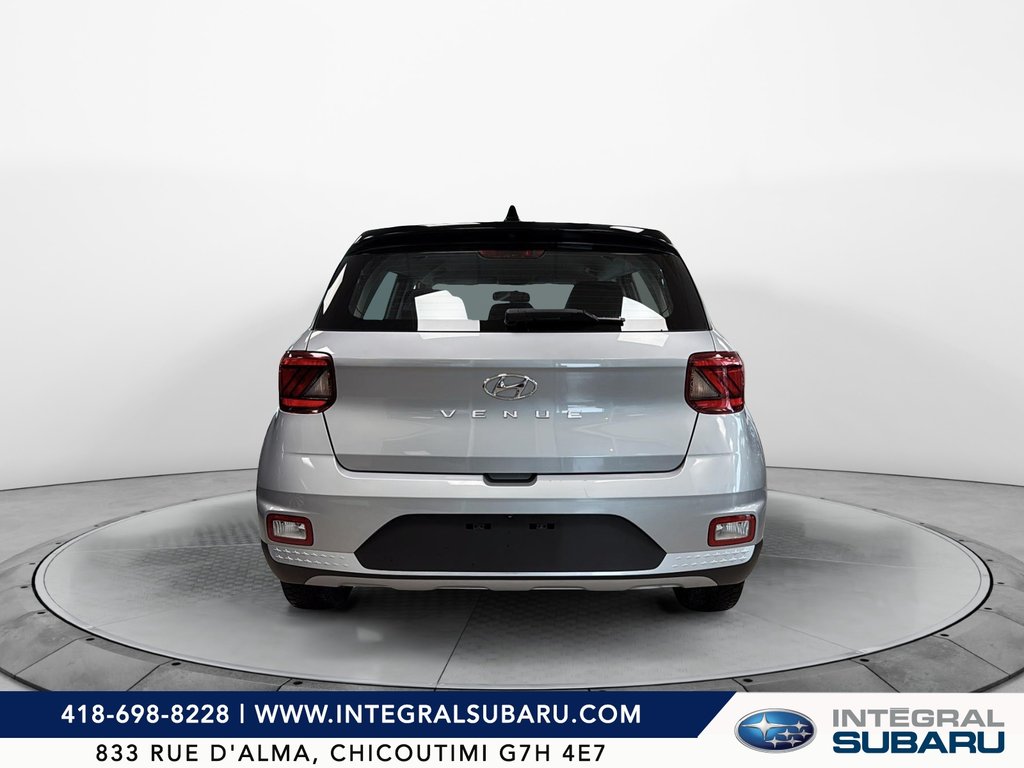 Hyundai Venue  2022 à Jonquière, Québec - 4 - w1024h768px