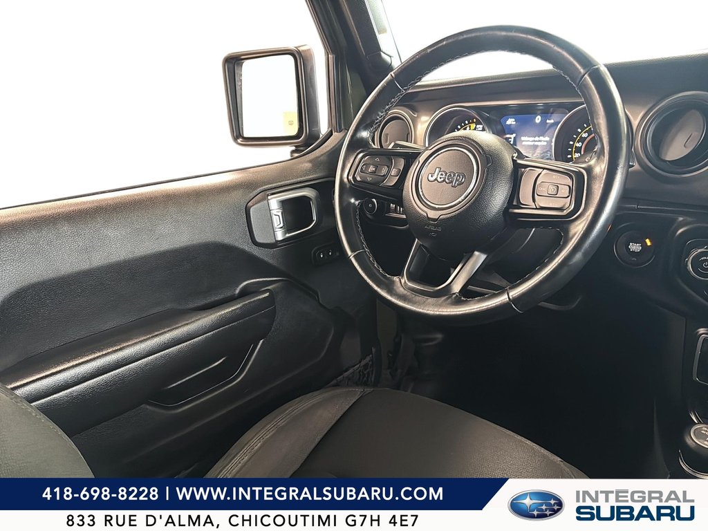2021 Jeep Wrangler in Sept-Îles, Quebec - 12 - w1024h768px