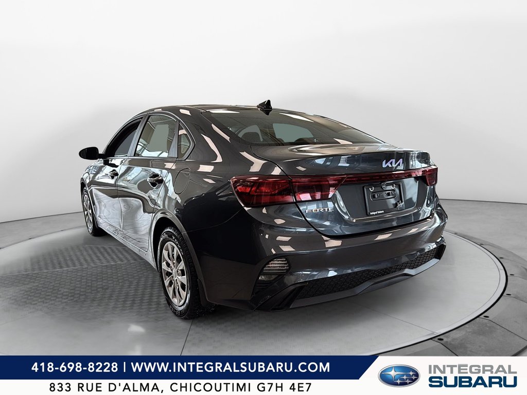 2023 Kia Forte LX in Chicoutimi, Quebec - 5 - w1024h768px