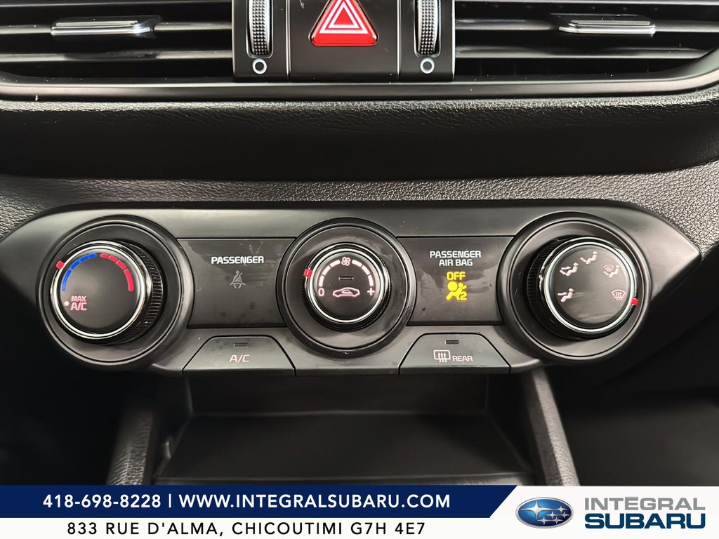 2023 Kia Forte LX in Chicoutimi, Quebec - 16 - w1024h768px