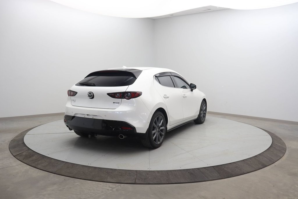2021 Mazda 3 Sport in Jonquière, Quebec - 4 - w1024h768px