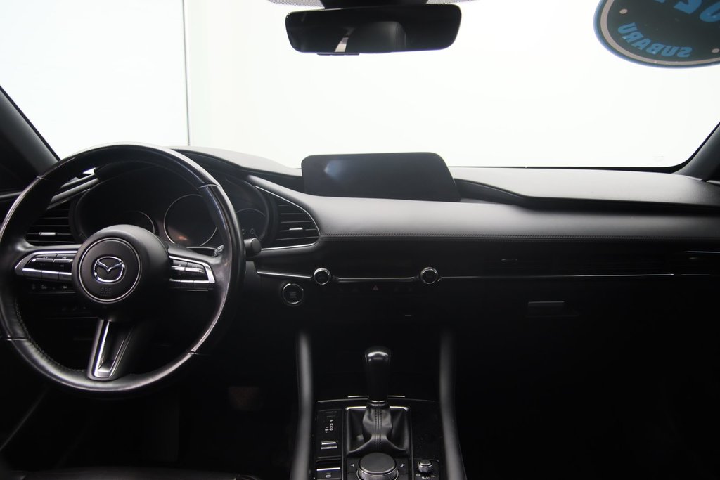 2021 Mazda 3 Sport in Jonquière, Quebec - 11 - w1024h768px