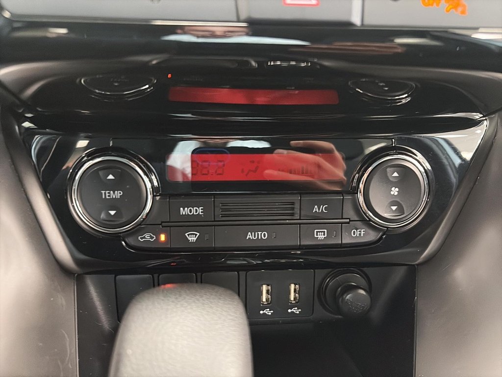 2022 Mitsubishi Eclipse Cross in Jonquière, Quebec - 17 - w1024h768px