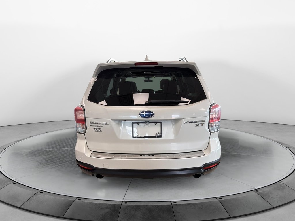 Subaru Forester  2017 à Chicoutimi, Québec - 4 - w1024h768px