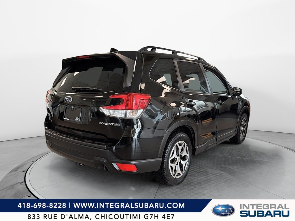 Subaru Forester Touring 2023 à Jonquière, Québec - 6 - w1024h768px