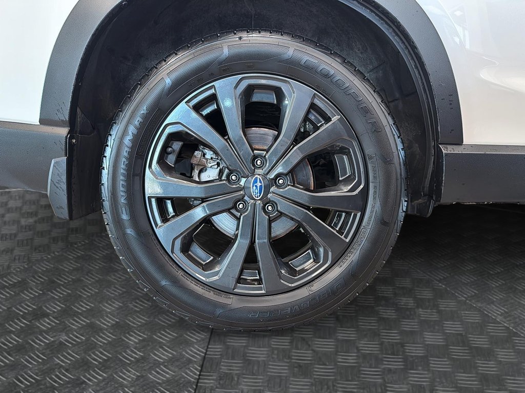 2023 Subaru Forester in Jonquière, Quebec - 8 - w1024h768px