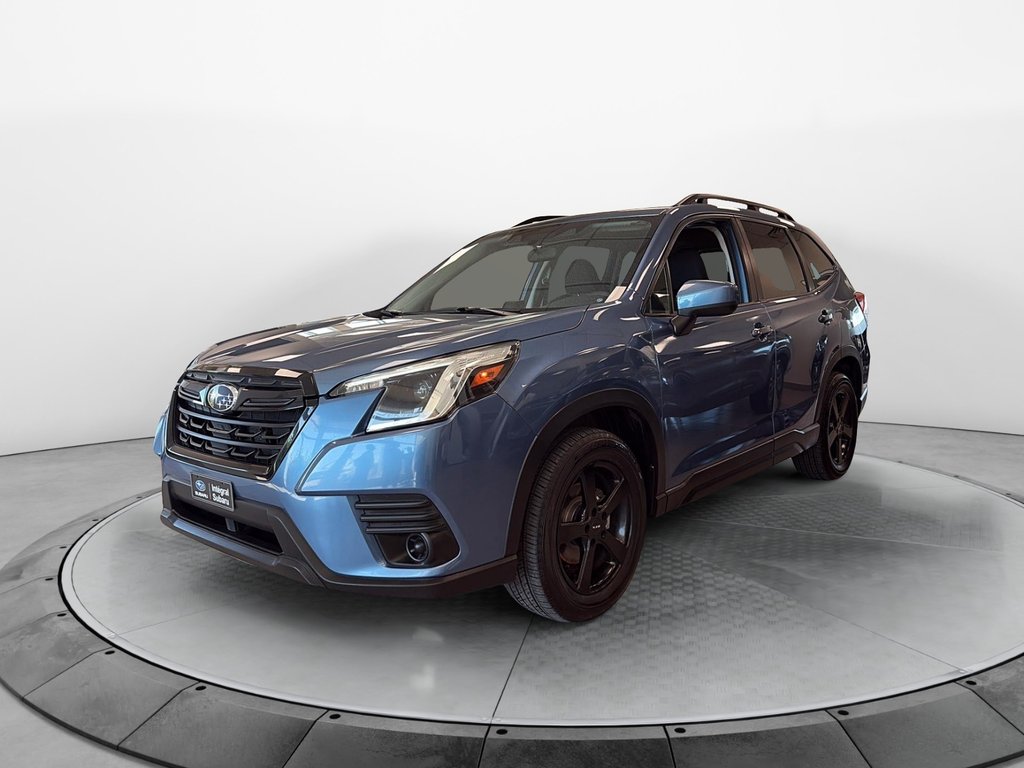 2023 Subaru Forester in Jonquière, Quebec - 1 - w1024h768px