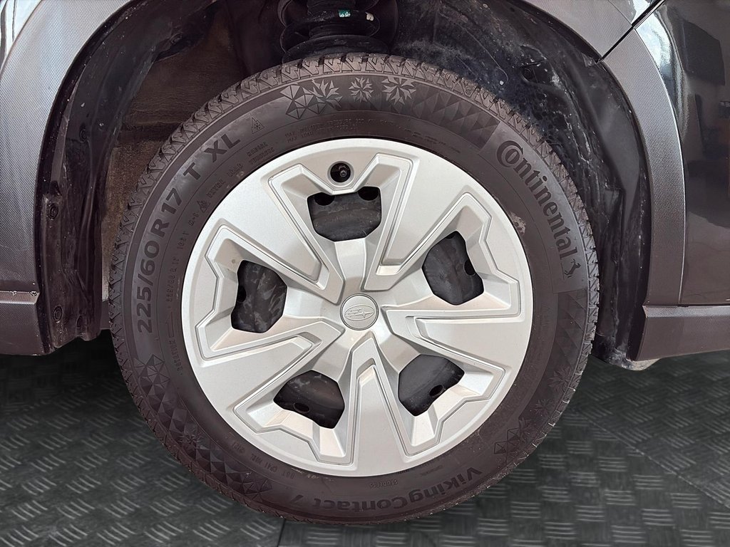 2023 Subaru Forester 2.5i in Chicoutimi, Quebec - 7 - w1024h768px