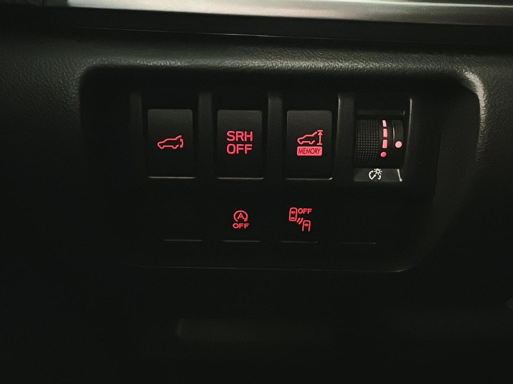 2023 Subaru Forester Touring in Chicoutimi, Quebec - 19 - w1024h768px