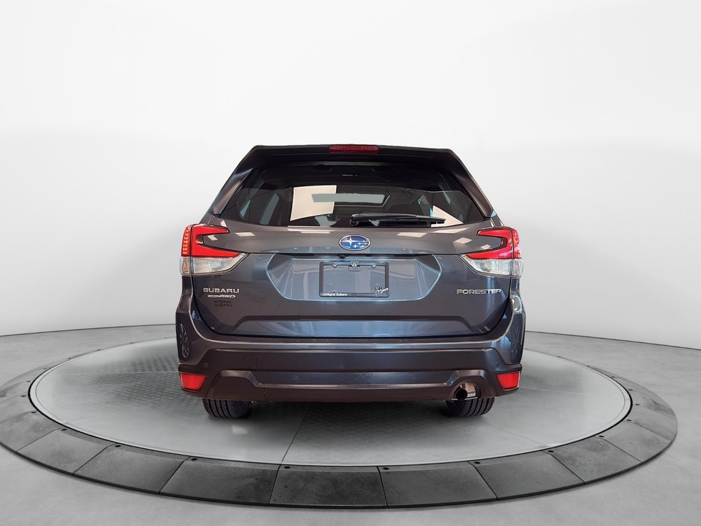 2023 Subaru Forester Touring in Chicoutimi, Quebec - 5 - w1024h768px