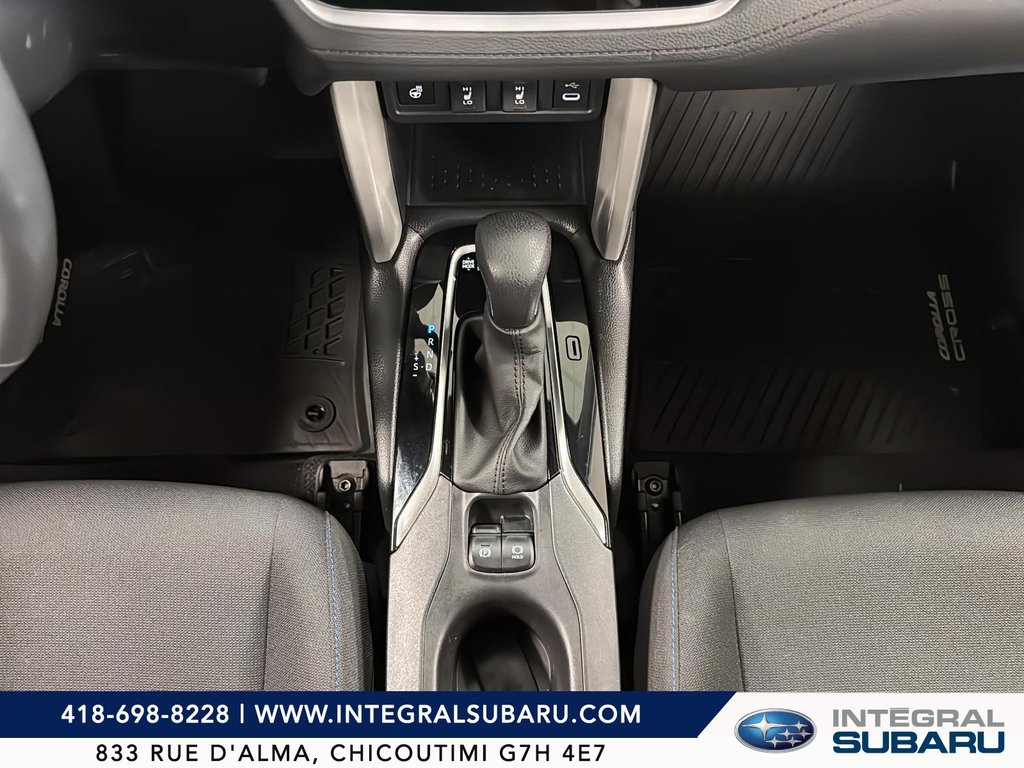 Toyota Corolla Cross  2024 à Jonquière, Québec - 14 - w1024h768px