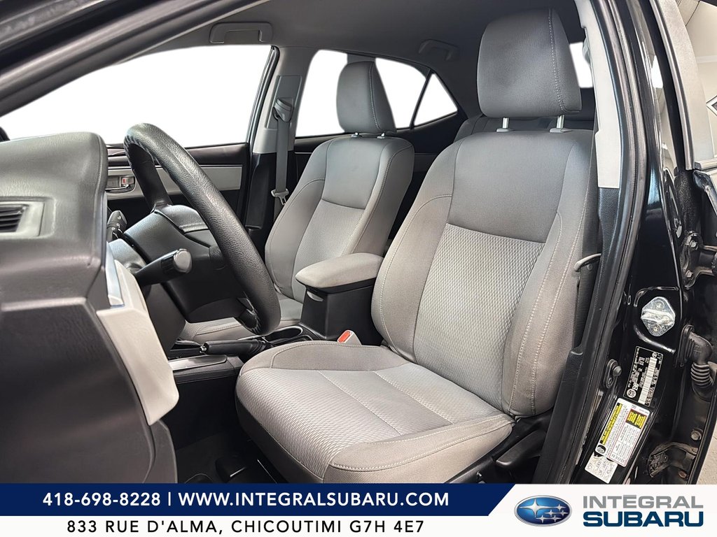 2016 Toyota Corolla in Chicoutimi, Quebec - 9 - w1024h768px