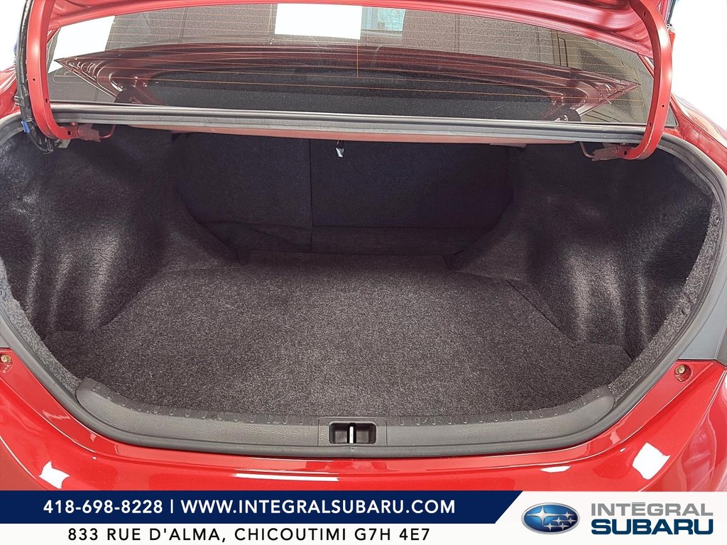 Toyota Corolla  2019 à Jonquière, Québec - 6 - w1024h768px