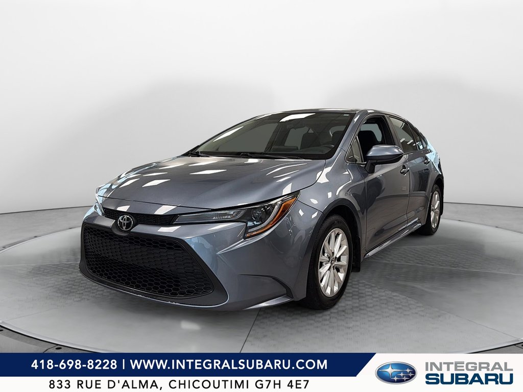 2022 Toyota Corolla LE in Chicoutimi, Quebec - 1 - w1024h768px